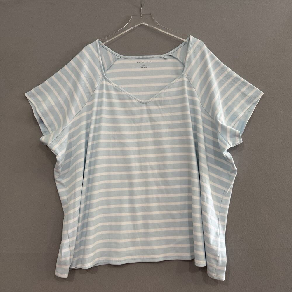 Universal Standard Top Size 4XL Blue Striped Short Sleeve V-neck Coastal Beach